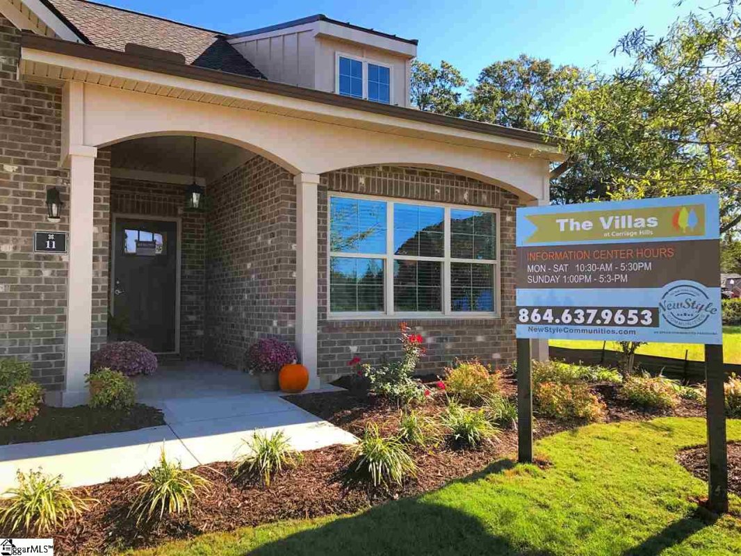 11 Heron Glen Way