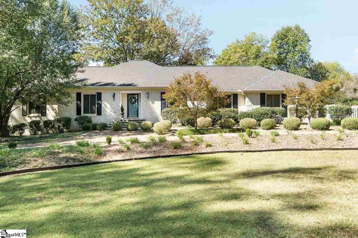 204 Club Drive