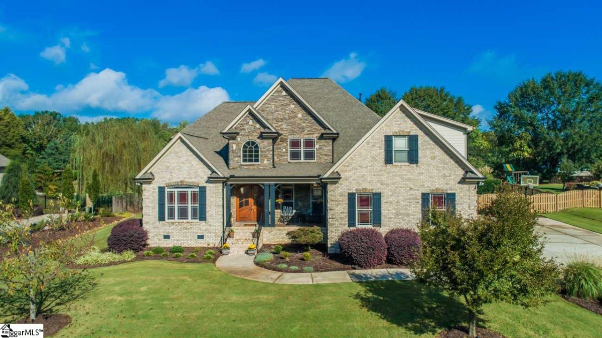 31 Fox Hunt Lane