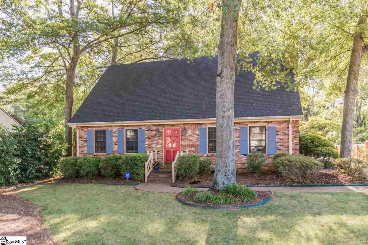 17 Rockwood Drive