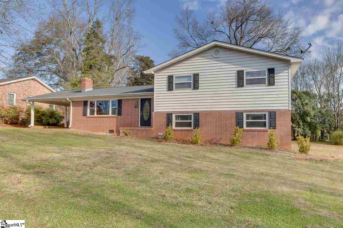 16 Vista Drive
