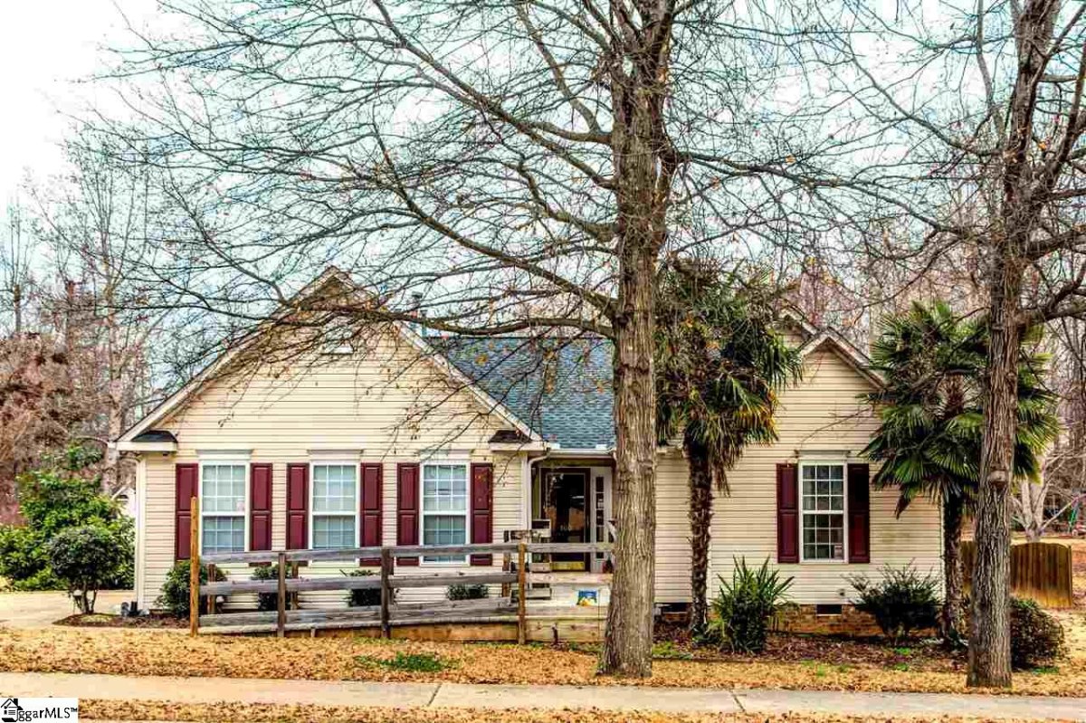 100 Trident Maple Court