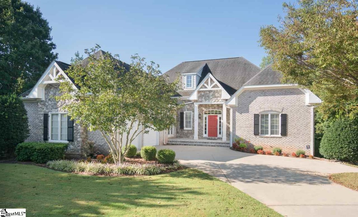 7 Broadstone Court