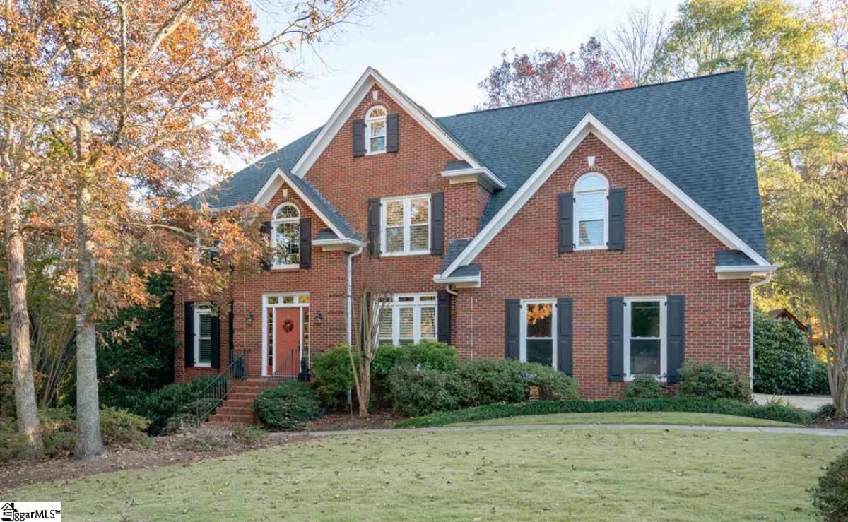 210 Huntcliff Drive