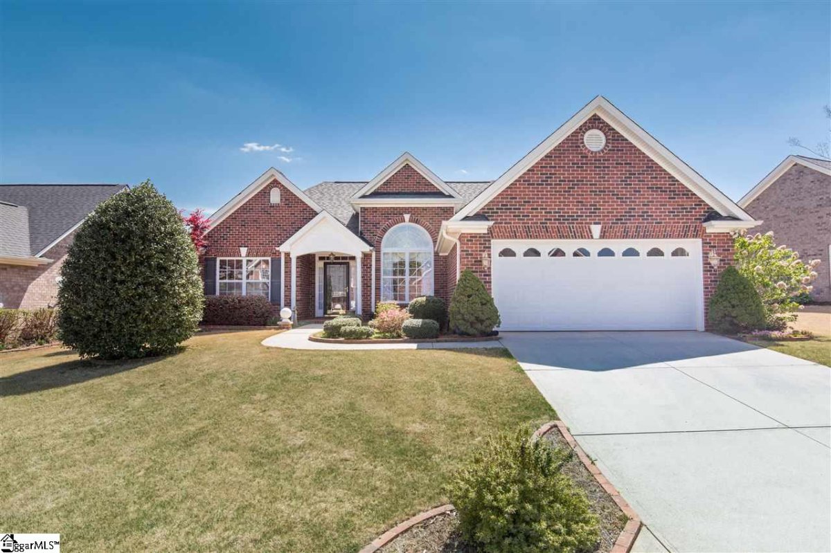 109 Glenaire Drive