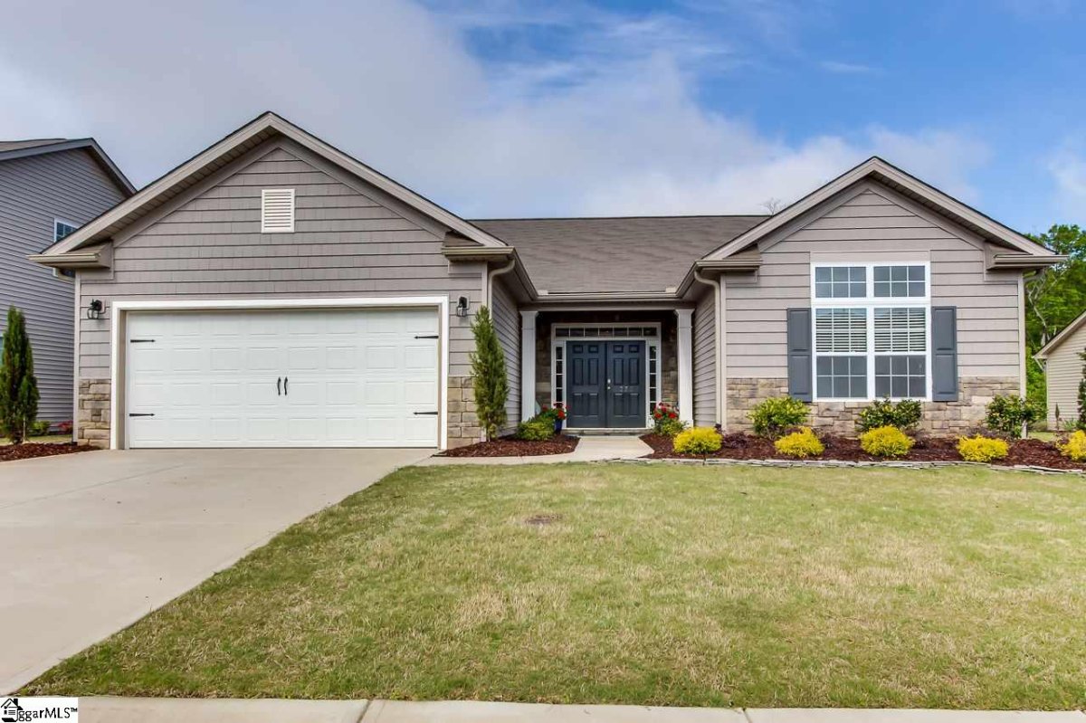 252 Evansdale Way