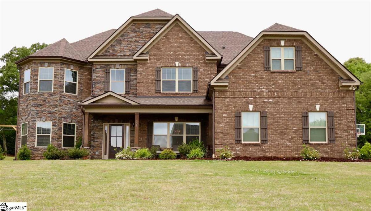 205 Tuxedo Lane