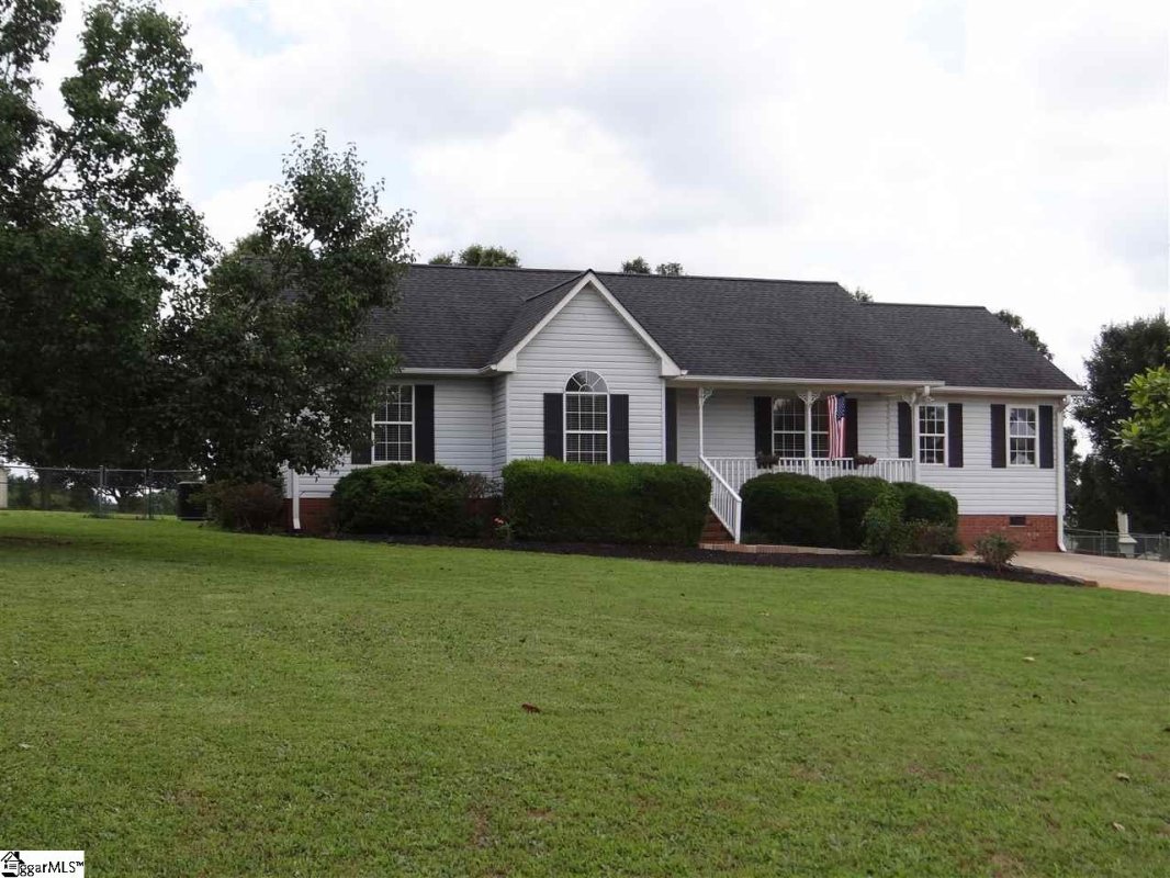 141 Highland Ridge Trail