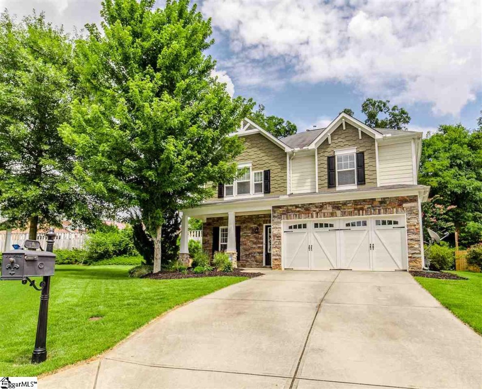 14 Kinderwood Court