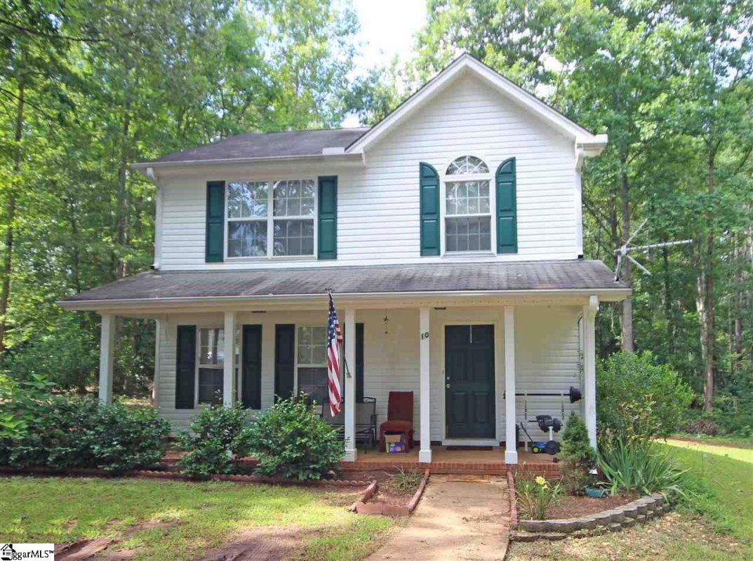 10 Pine Cone Court