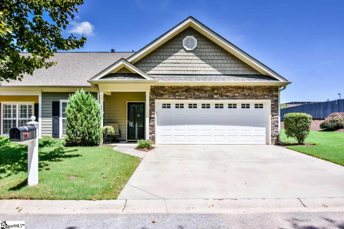 21 Davis Keats Drive