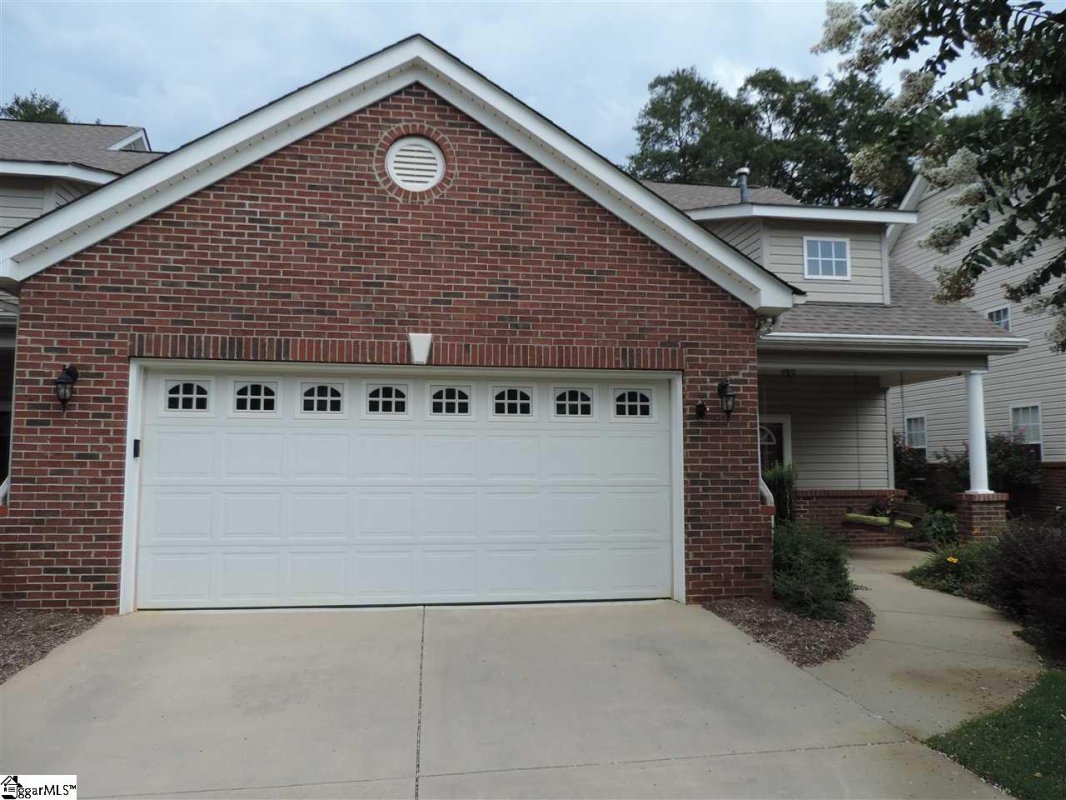 9 Butler Crossing Drive