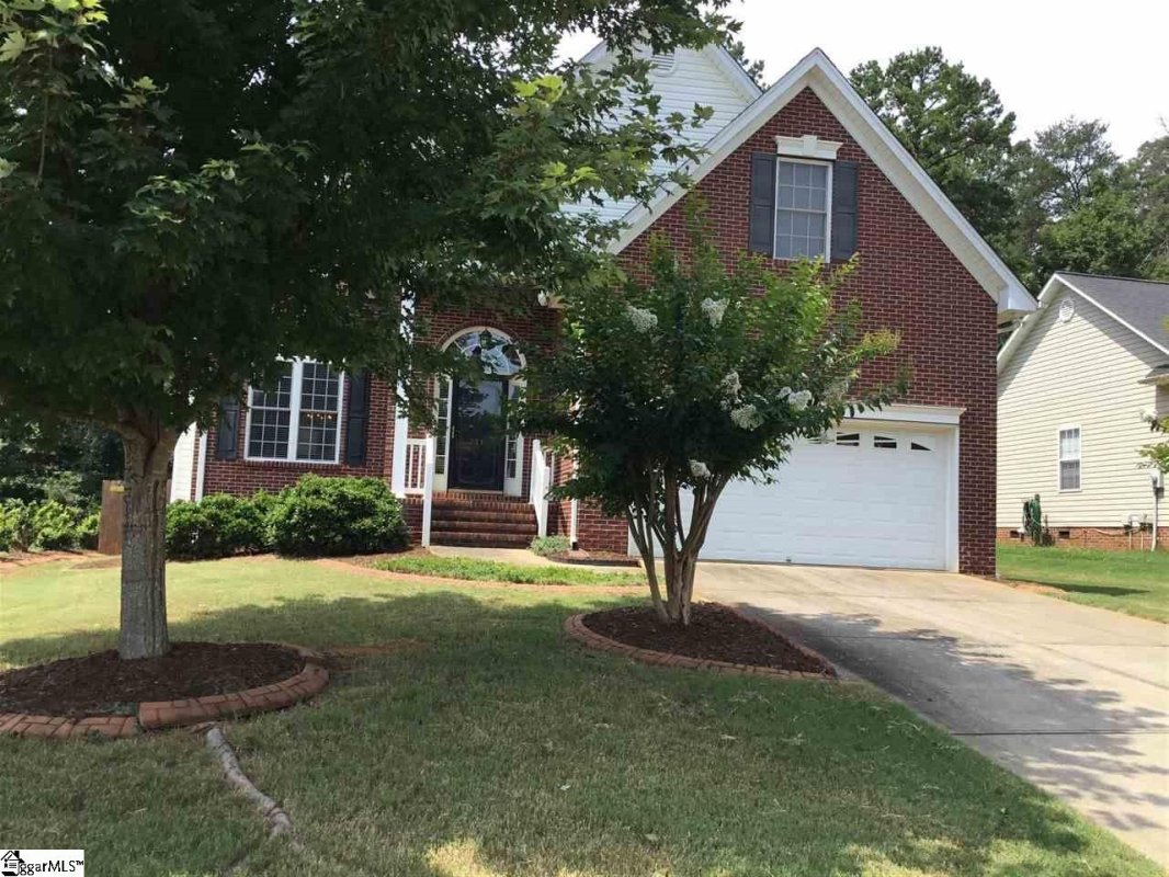 321 Laurelwood Drive