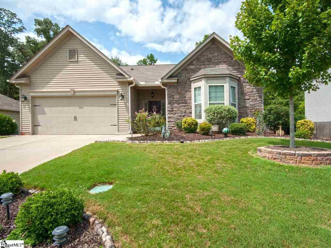 508 Crest Hill Drive