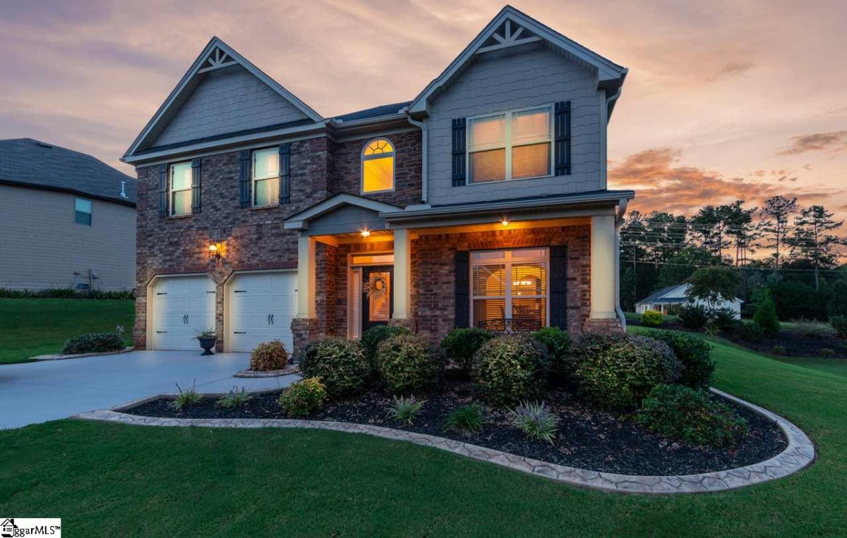 105 Saddlehorn Lane