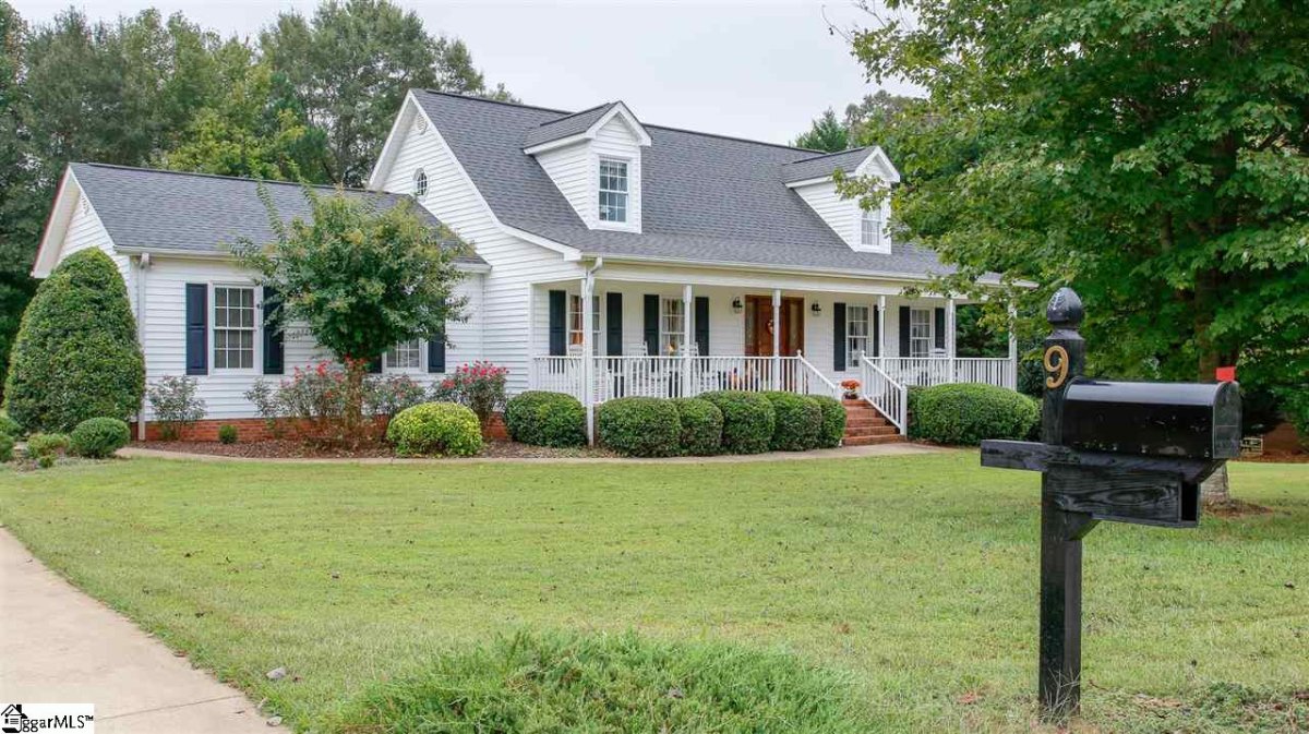 9 Brooke Lee Circle