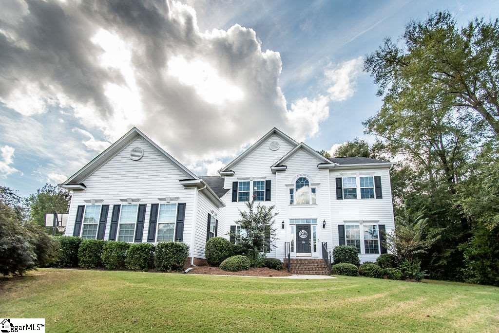315 Selden Way