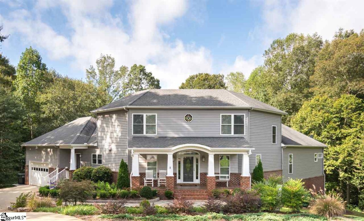 31 Silver Knoll Court