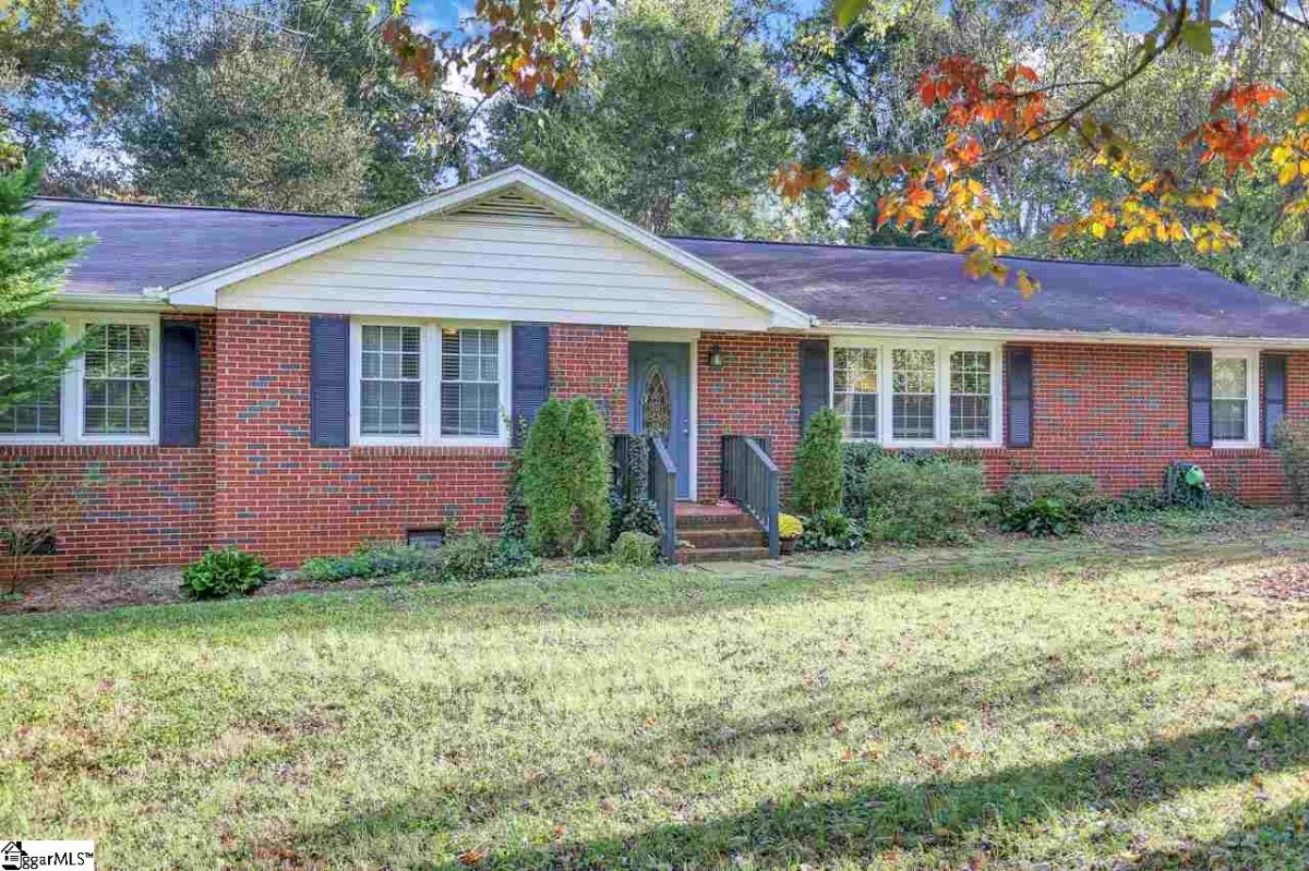 14 Sedgefield Drive