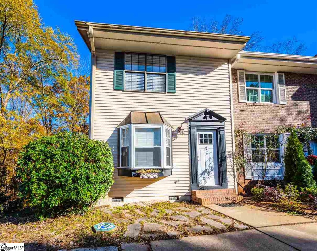 624 Forest Creek Circle