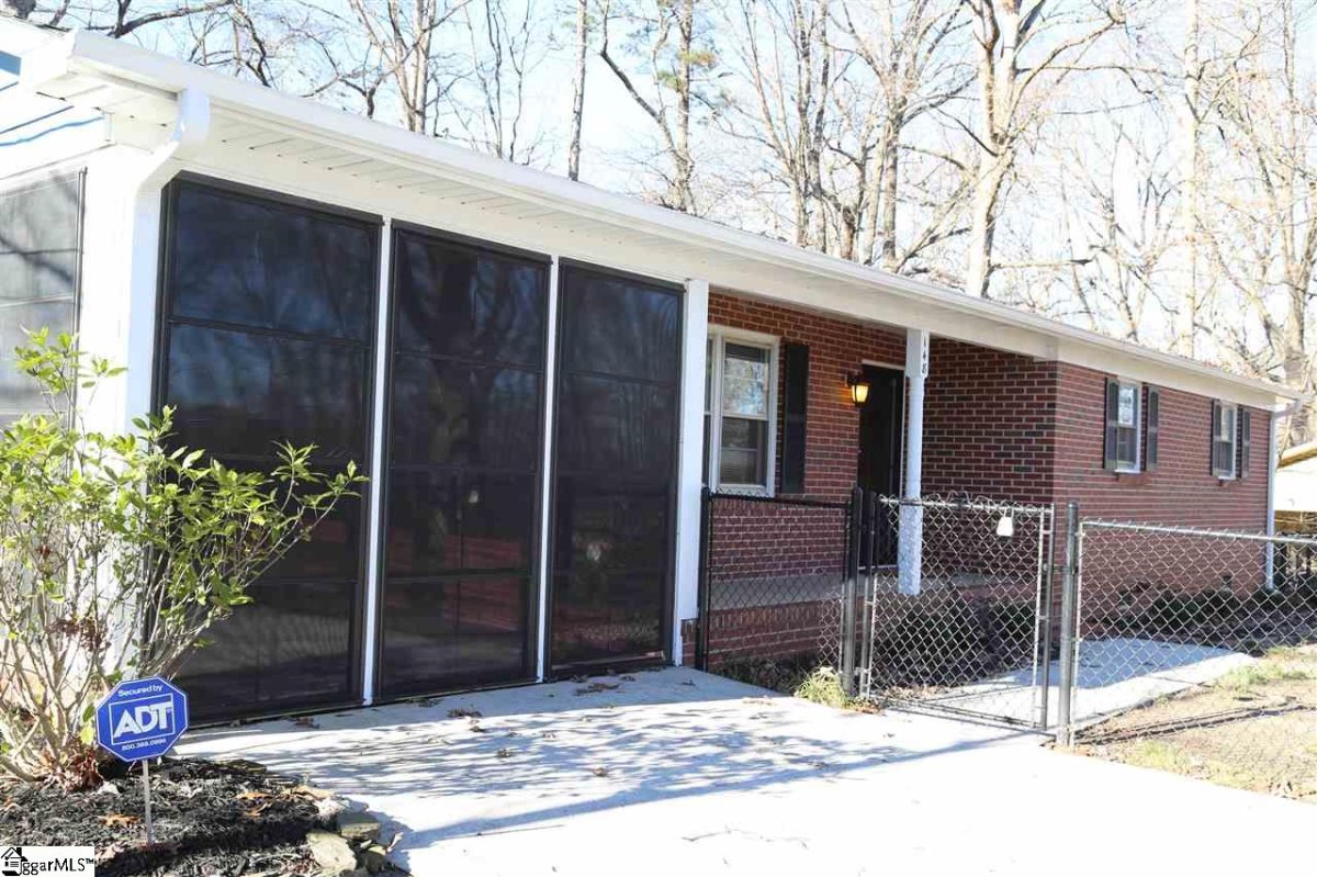 148 Woodridge Circle