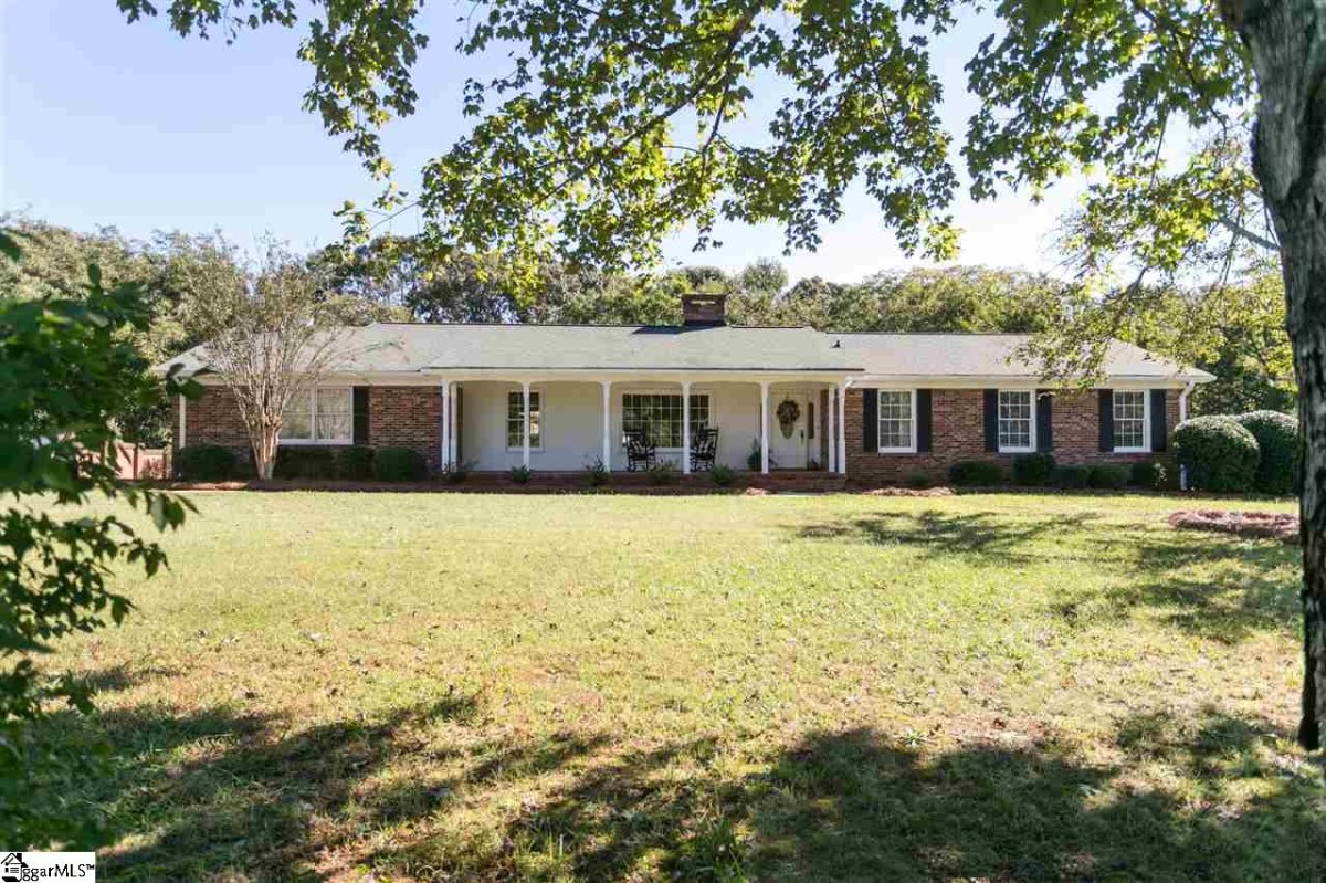 111 Heritage Lane