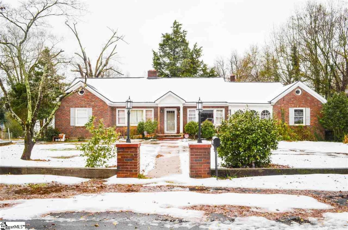 102 S Pliney Circle