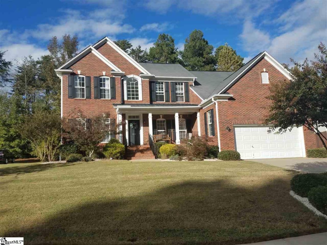 220 Woodland Creek Way
