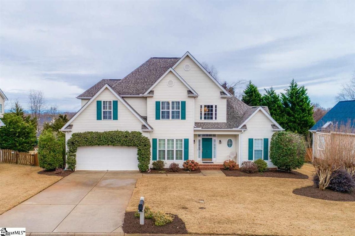 4 Hoptree Drive