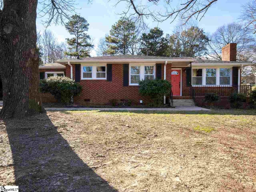 18 York Circle