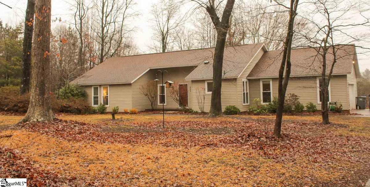 220 Crestwood Drive