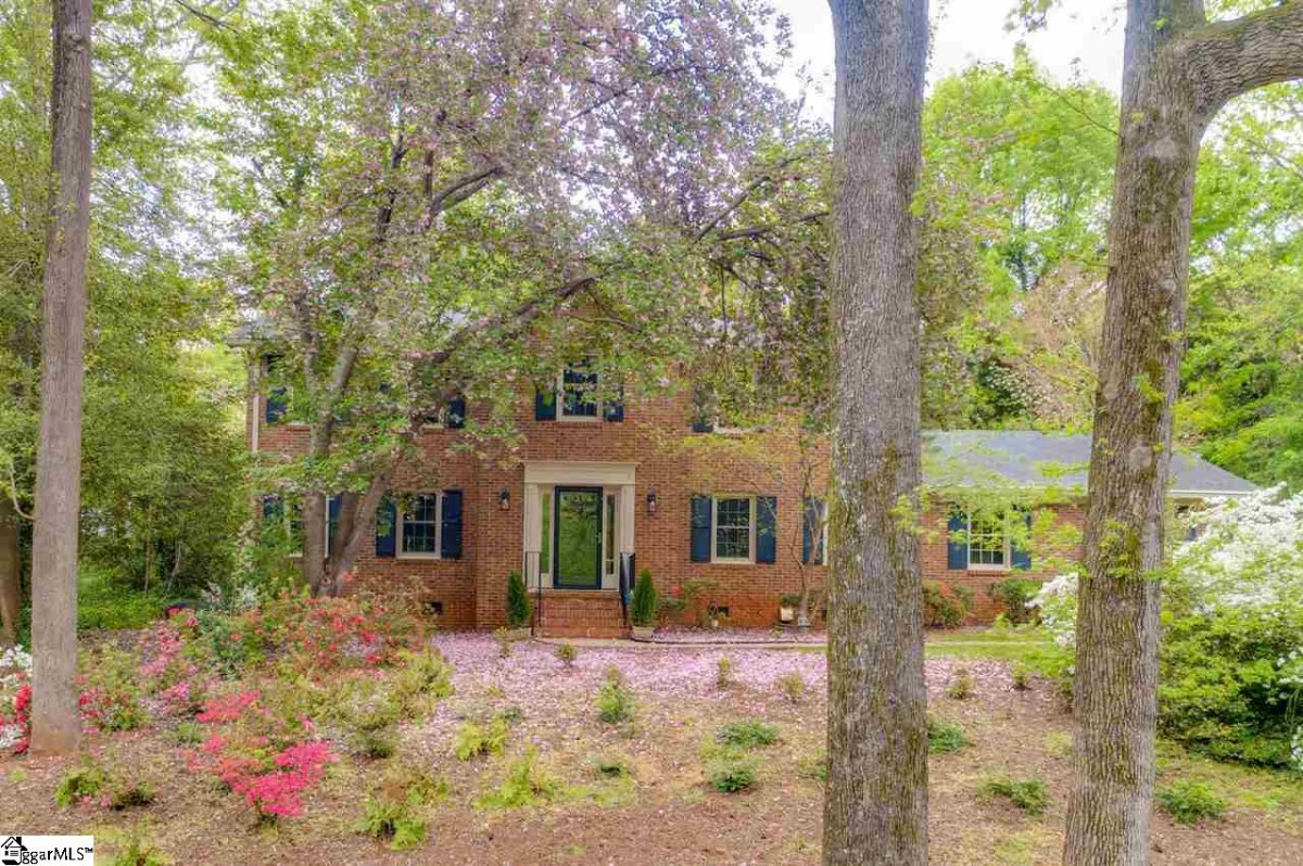 104 Sturbridge Drive