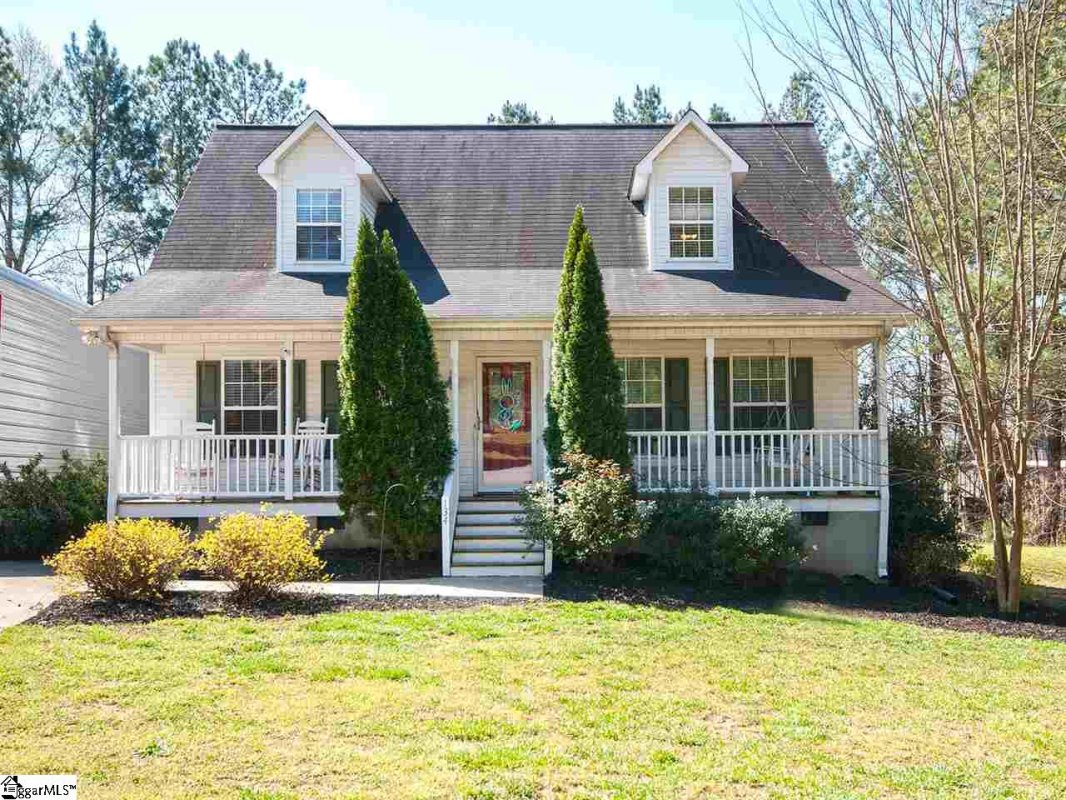 134 Crimson Leaf Lane