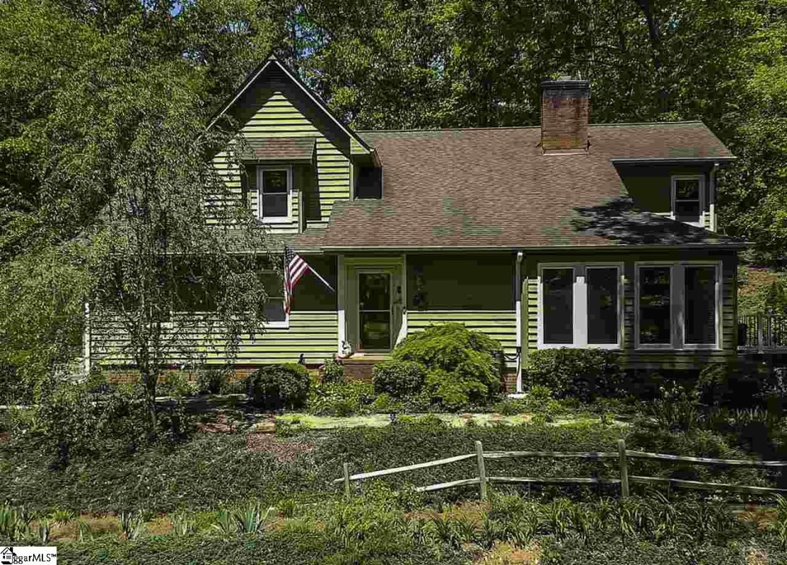 330 Eastcliffe Way
