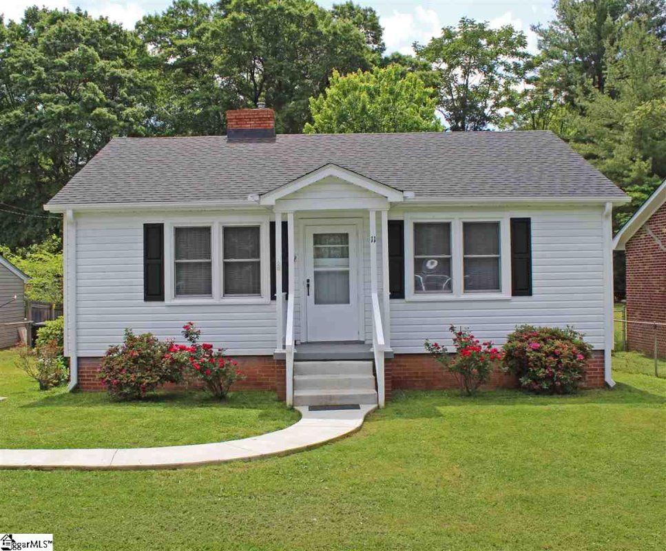 11 Vintage Avenue
