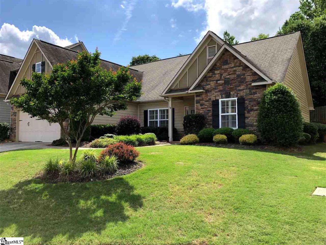 15 Raven Falls Lane
