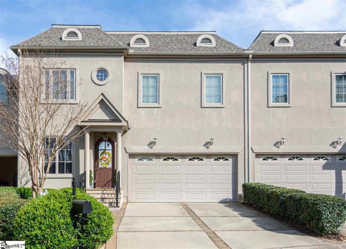 44 Castellan Drive