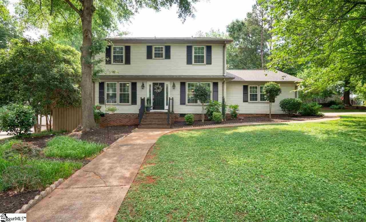 8 Westover Place