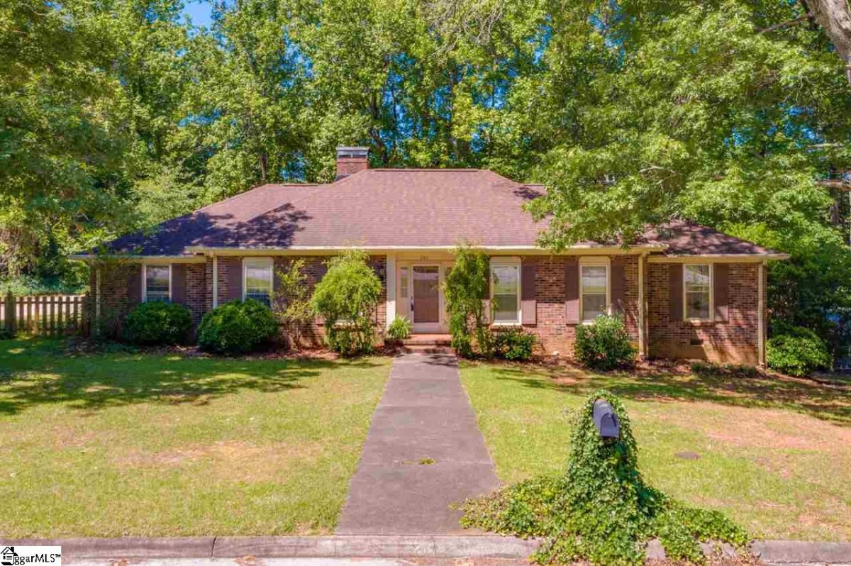 201 Winsford Drive