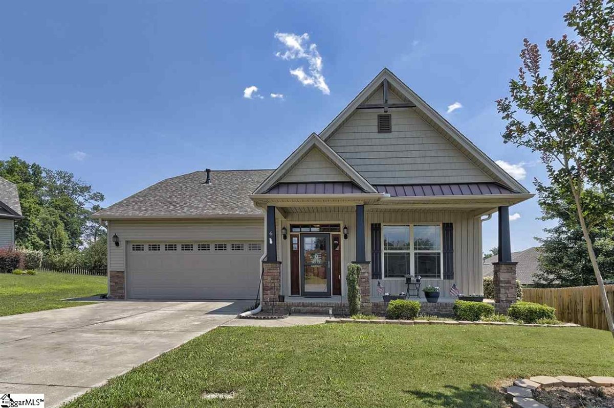 6 Redwolf Lane