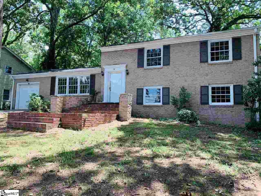11 Pine Creek Court