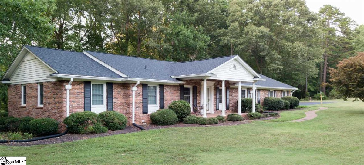 4 Green Hill Drive