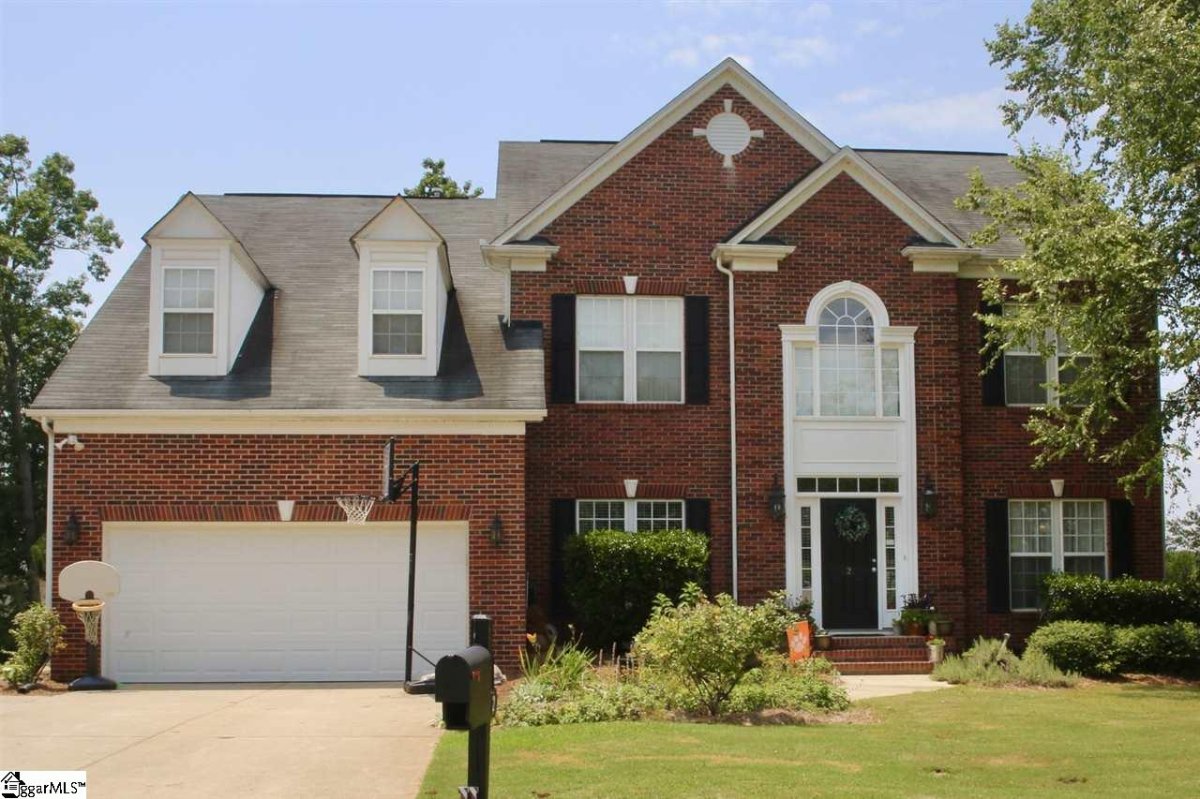2 Meadow Rose Drive