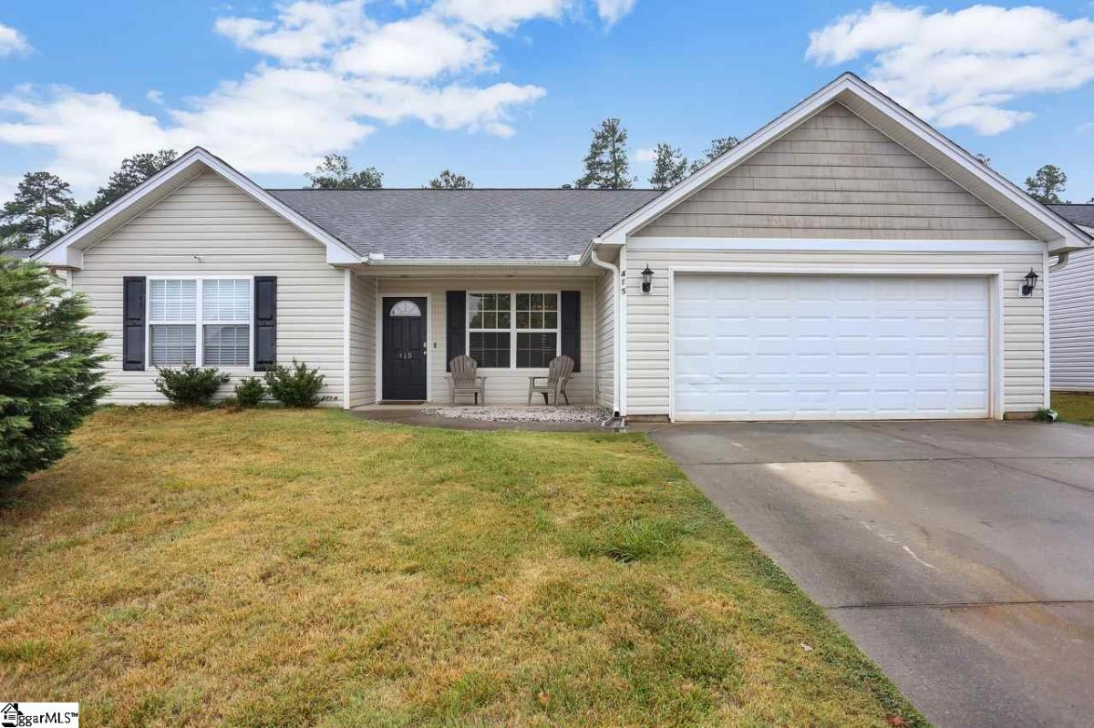 415 Woodford Way