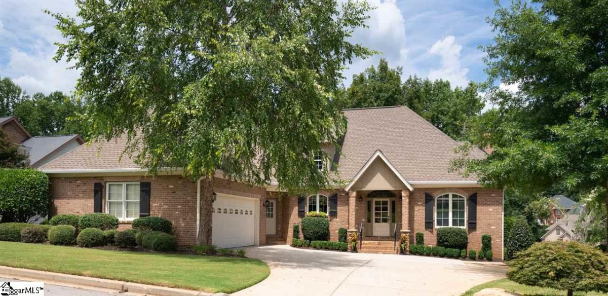 2 Mendenhall Court