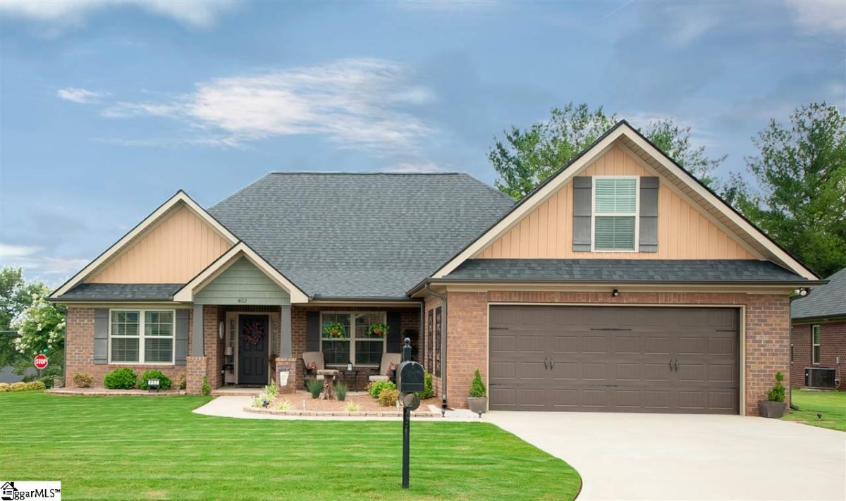 403 W Story Bush Lane