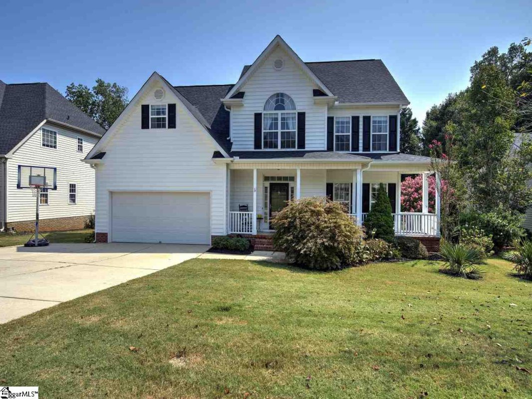 4 N Staghorn Lane