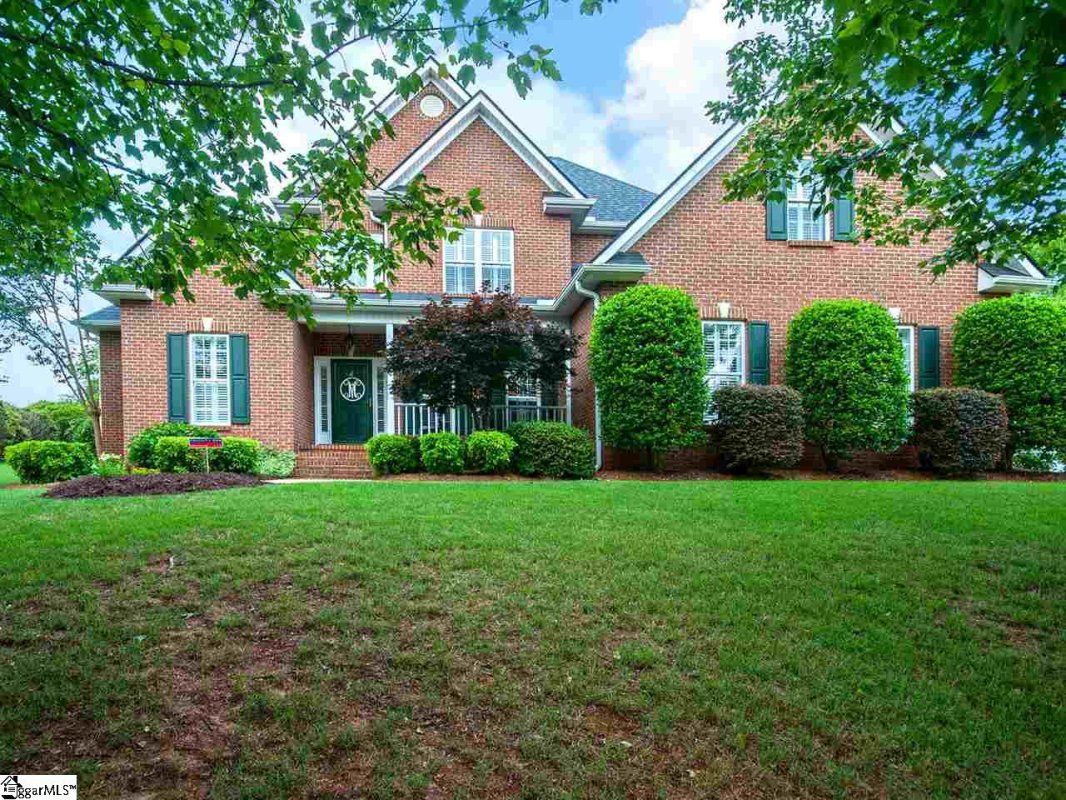 1 Hoptree Drive