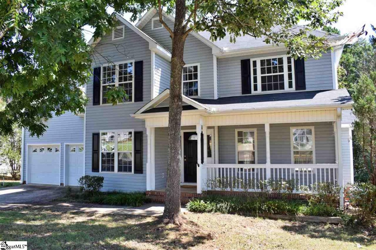 109 Oak Wind Circle