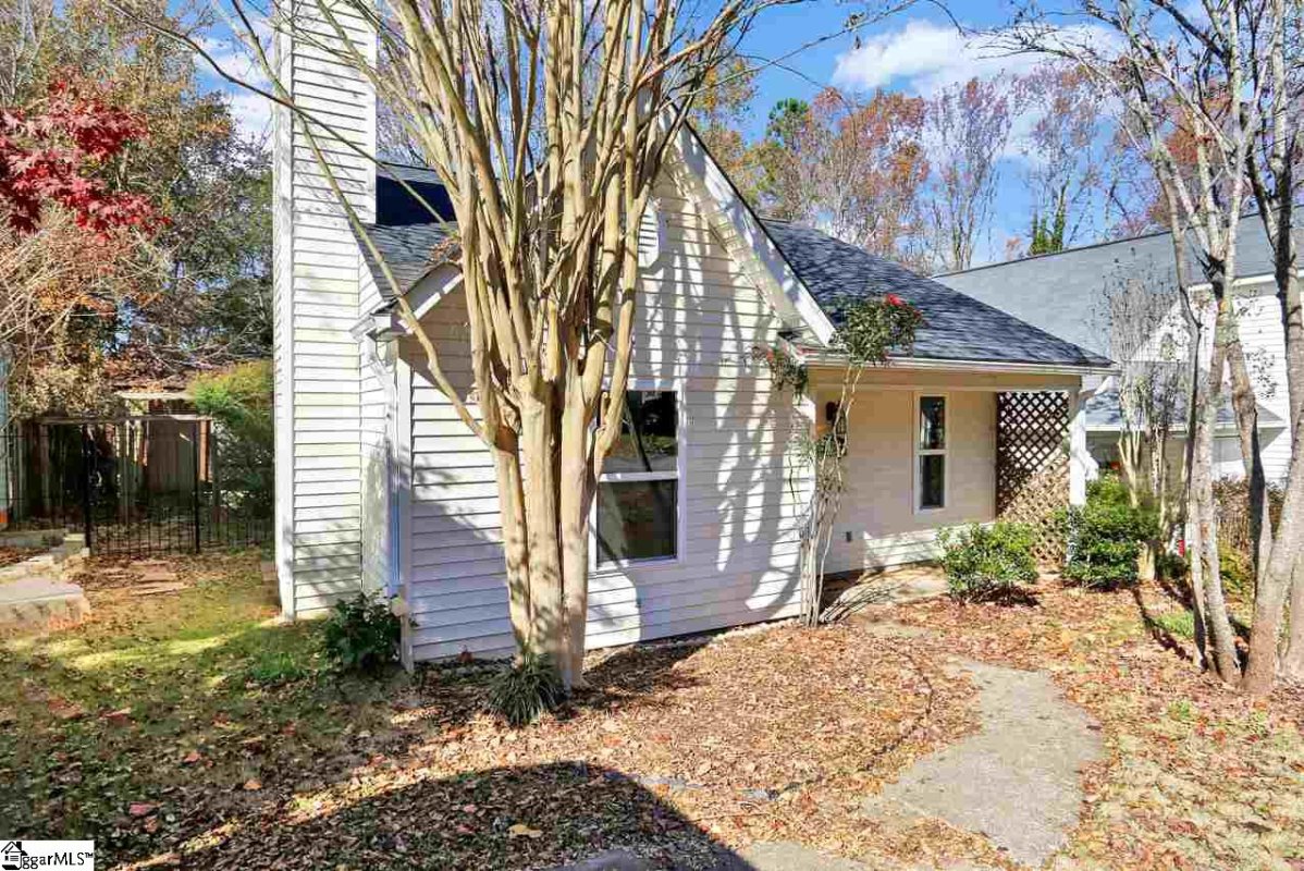 109 Mosspoint Drive